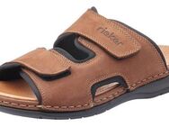 Rieker Pantolette Hausschuh, Sommerschuh, Urlaubschuh mit dezentem Logoschriftzug