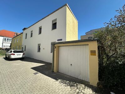 Zweifamilienhaus - Blick auf den Hettenbach