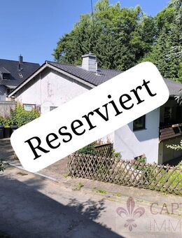 Freistehendes Einfamilienhaus mit Einliegerwohnung in ruhiger Lage von Sulzbach (Saar) - Sulzbach (Saar)