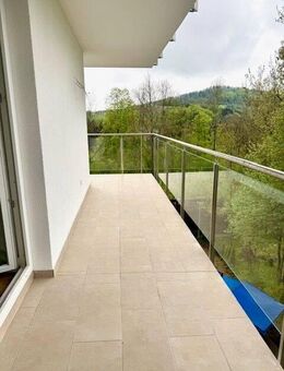 PROVISIONSFREI! SONDERPREIS! Energieeffizienter NEUBAU 3-Zimmer ETW, gr. Balkon u. Keller! Top Lage! - Waldkirchen