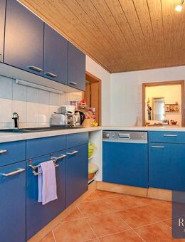 MIT Einbauküche! 2-Zimmer-Wohnung in Jahnsbach / Thum toller Grundriss, Bad mit Wanne UND Dusche - Thum
