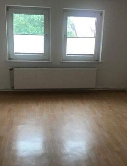 GEMÜTLICHE SINGLEWOHNUNG IM DACHGESCHOSS (2.OG) - Clausthal-Zellerfeld