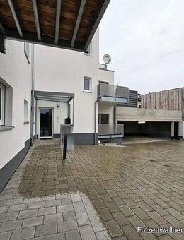"Großzügige Wohnung mit offenem Wohnkonzept und Südbalkon" - Babenhausen (Bayern)
