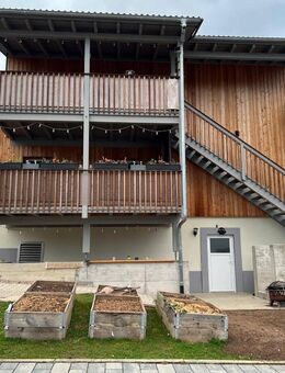 Schmuckstück Zweifamilienhaus - für Sie neu renoviert, modern und naturnah leben! - Hasel