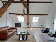 Historischer Charakter und moderne Technik vereint - Luxus-Landhaus mit Poolparadies - Willich