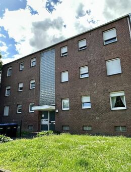 Kapitalanlage: 4-Zimmerwohnung mit Balkon im Erdgeschoss - Grevenbroich