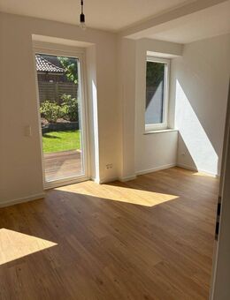 Helle 3-Zimmer-Wohnung in Stade-Campe. - Stade (Hansestadt)