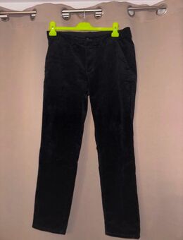 Schwarze Hose für besondere Anlässe oder einfach so - Wesel Zentrum