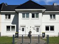 2 Reihenhäuser & Anbau in bester Lage von Büchen - Büchen