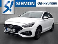 Hyundai i30, 1.5 Kombi Select RKam LM16, Jahr 2020 - Münster