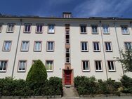 * Praktische 3-Zimmer-Wohnung in Trachau + Tageslichtbad + Einbauküche + Balkon & mehr! * - Dresden