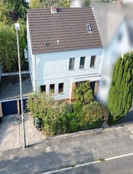 Großzügiges Einfamilienhaus mit Garten und Balkon in zentraler Lage von Bonn-Duisdorf - Bonn