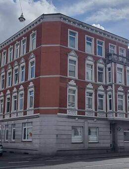 Zwei Wohnungen in einem Mehrparteienhaus zu verkaufen - ca. 6 % Rendite möglich - Wilhelmshaven