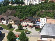 Historisches Haus mit zusätzlichen Geschäfts- Büroflächen aus dem Jahre 1577 am Marktplatz - Neubeuern