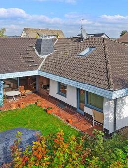 Wenn es etwas mehr sein darf: EFH mit 280 m² Wohn-und Nutzfläche, Niedervellmar - Vellmar