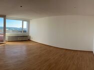 *Helle 3-Zimmer-Wohnung mit Balkon* - Bamberg