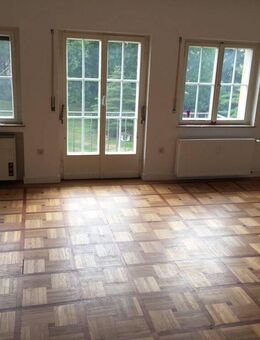Großzügiges Wohnen im Grünen - Oberwohnung in einem Niedersachsenhaus - Marl (Niedersachsen)