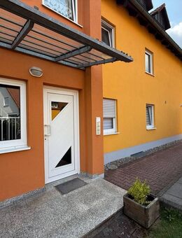 Charmante 2- Zimmer Wohnung mit Balkon und Stellplatz in Kalchreuth - Kalchreuth