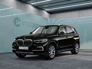 BMW X5, xDrive45e Hybrid, Jahr 2021 - München