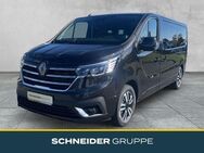 Renault Trafic, PKW Grand Spaceclass Blue dCi 170, Jahr 2022 - Hof