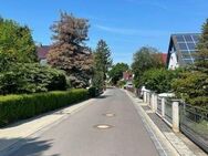 Exklusives Baugrundstück in Erfurt! Nur wenige Schritte zur Straßenbahn…mit positiver Bauvoranfrage…in ruhiger, altgewachsener Straße… - Erfurt