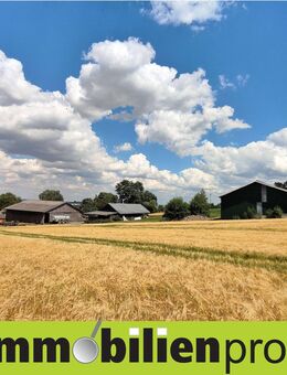 1098 - Landwirtschaftliches Anwesen vor den Toren von Hof - Konradsreuth