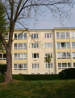 Freundliche 4-Zimmer-Wohnung im 1. Obergeschoss - Kassel