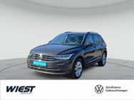 VW Tiguan, 2.0 TSI Life, Jahr 2022 - Darmstadt