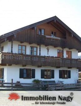 IMMOBILIEN-NAGY Lenggries: Wohnen auf dem Bauernhof 3 Zi. mit Bergblick - Lenggries