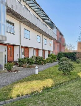 Wohnen wie im Reihenhaus: Charmante Maisonettewohnung mit Garten und Stellplatz in Hamburg - Hamburg