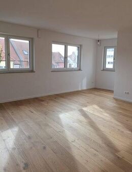 Sonnige, luxuriös ausgestattete 2-Zimmer-Neubauwhg., zentrumsnah, sofort beziehbar im MVV-Bereich - Landshut