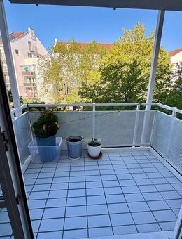 Frei zum Selbstbezug, gut geschnittene 1-Zimmer-Wohnung mit West-Balkon in Freising Lerchenfeld - Freising