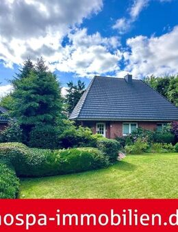 Ein Refugium im Grünen - Walmdach-Bungalow mit parkähnlichem Grundstück - Langenhorn