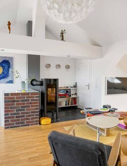 "Stilvoll kernsaniertes Mehrfamilienhaus mit Entwicklungspotenzial in Toplage Stadtfeld-Ost" - Magdeburg