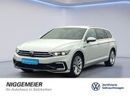 VW Passat Variant, 1.4 TSI GTE, Jahr 2023 - Salzkotten