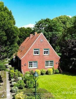 Großzügiges Wohnhaus im Warftdorf Midlum - Jemgum