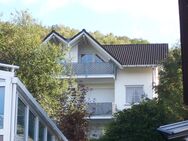 Helle Dachgeschosswohnung in ruhiger Lage mit herrlichem Ausblick - Siegen (Universitätsstadt)