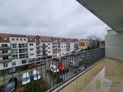 *Schöne 3 Zimmer-Wohnung mit Blick ins Grüne zu vermieten*