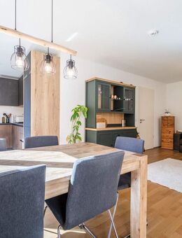 Stilvolles Wohnen - barrierefreie 2-Zimmer Erdgeschosswohnung mit Terrasse und Dachgarten in München/ Sendling - Westpark - München