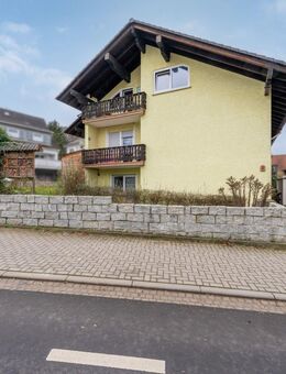 3-Familien-Haus mit Charme und Potenzial auf großem Grundstück in Breuberg - Breuberg