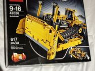 LEGO Technic Bulldozer (versiegelt, beschädigte Ecken) - Berlin