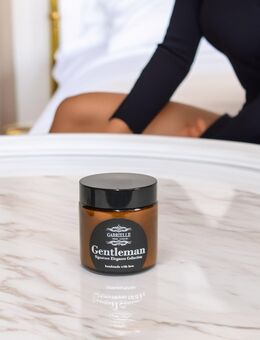 Gentleman – Duftkerze mit Whiskey und Schokolade | 100 g Sojawachs | Elegantes Geschenk für Herren - Boppard