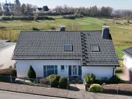 ***Einfamilienhaus in bester Lage mit viel Potential*** - Rüthen