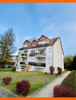 Idyllisch Wohnen in ruhiger Lage! 2 Raum Wohnung mit Balkon, Einbaukhhüche und Stellplatz! - Bocka