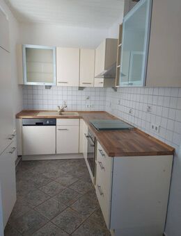Einbauküche und Kaminofen! Sehr schöne 2,5 Zi-Maissonette-Whg im 3.OG - Gera