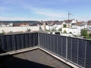 REMAX - Wohnen direkt in der Innenstadt schöne, ruhige 2 ZKB + Dachterrasse. 550,-€ MM - Dillingen (Saar)