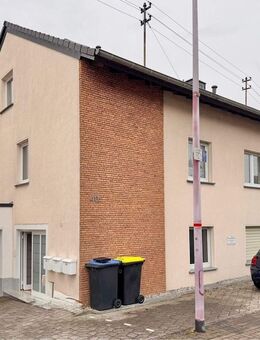 SEHR GEPFLEGT, Stellplatz oder Garage möglich, ruhige Lage - Mayen