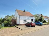 Einfamilienhaus in Weiskirchen-Rappweiler - 141 m² Wohnfläche - 996 m² Grundstück - Garten - Garage - Weiskirchen