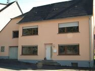 Morbach: Freistehendes EINFAMILIENHAUS inkl. GARAGE und Ausbaureserve, sofort verfügbar - Morbach