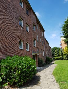 Helle 3 Zimmer Wohnung mit Balkon in Stade! - Stade (Hansestadt)